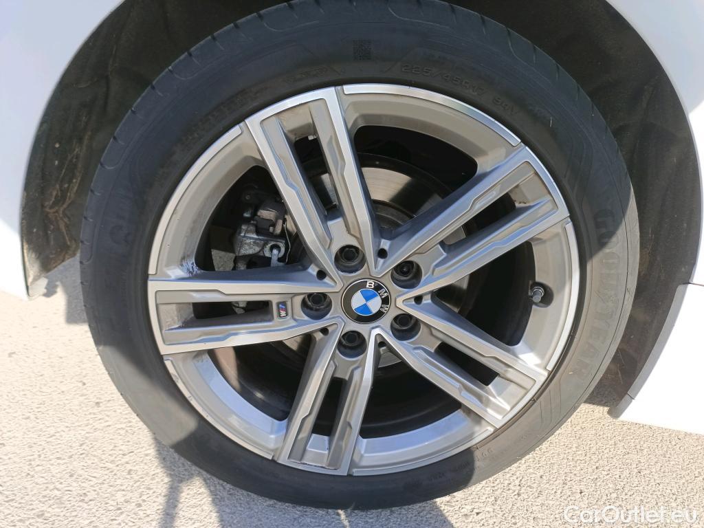  Bmw  Serie 1 BMW  / 2019 / 5P / berlina con portón 118i #5