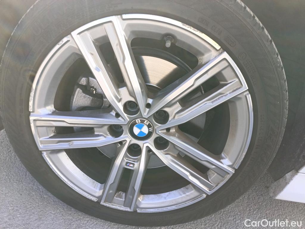  Bmw  Serie 1 BMW  / 2019 / 5P / berlina con portón 118i #2