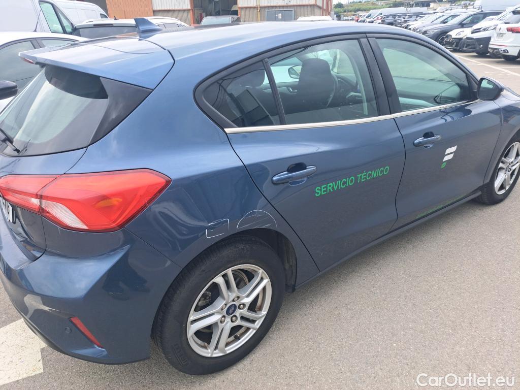  Ford  Focus FORD  / 2018 / 5P / berlina con portón 1.5 Ecoblue 88kW Trend+ #6
