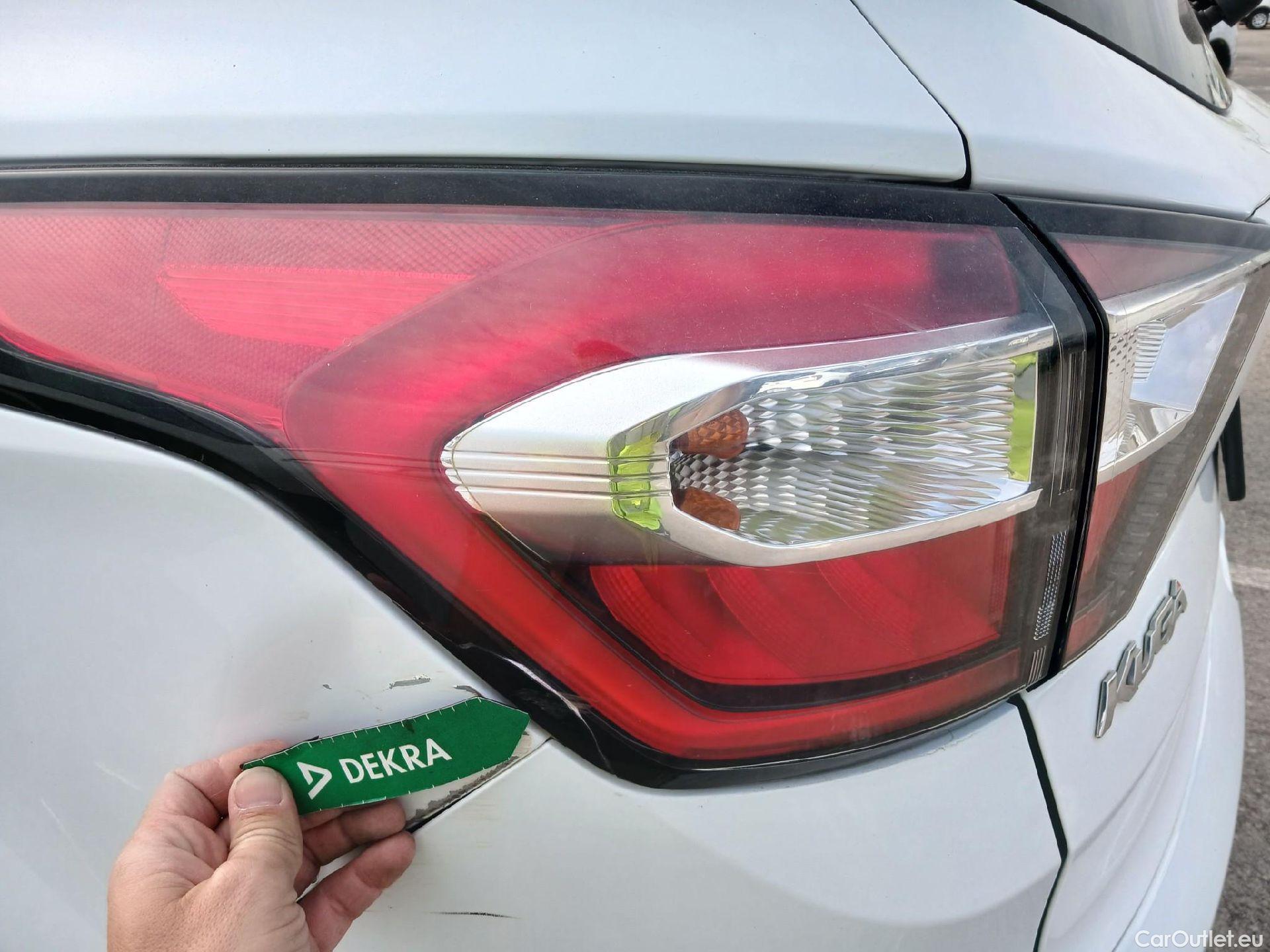  Ford  Kuga FORD  / 2016 / 5P / todoterreno 1.5 EcoBoost 88kW 4x2 Trend+ (CX) #32