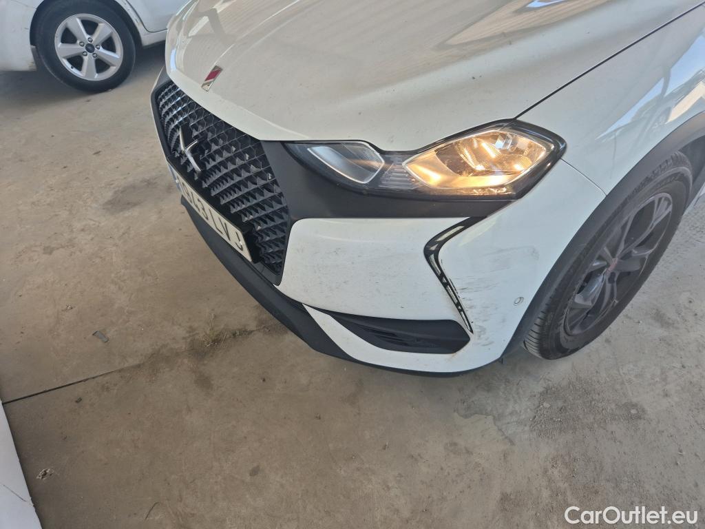  Citroen  DS3 DS DS 3 Crossback / 2018 / 5P / todoterreno PureTech 73 kW Manual PERFORMANCE LINE (AC) #1