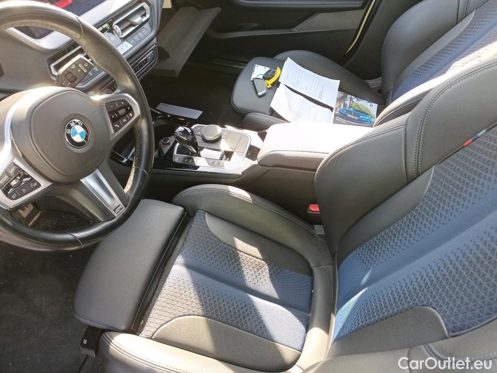  Bmw  Serie 1 BMW  / 2019 / 5P / berlina con portón 118i #13