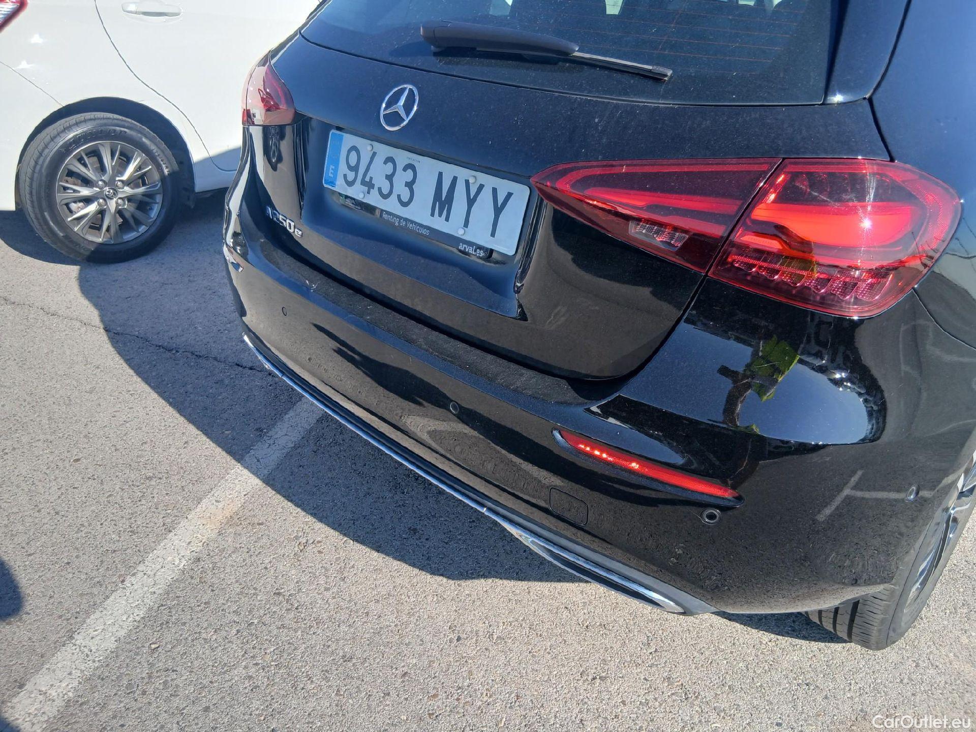  Mercedes  A-Klasse Clase A A 250 e (177.085) 1.3 220CV AT8 6E #12