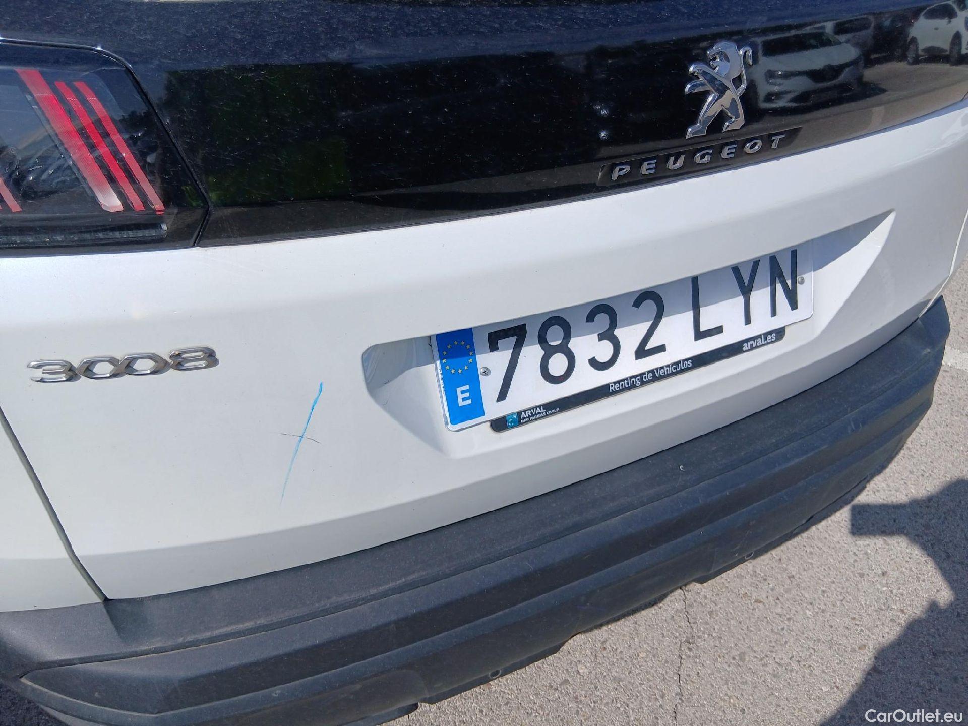  Peugeot  3008 PEUGEOT  / 2020 / 5P / todoterreno 1.2 PureTech 96KW S&S Active Pack EAT8 #29