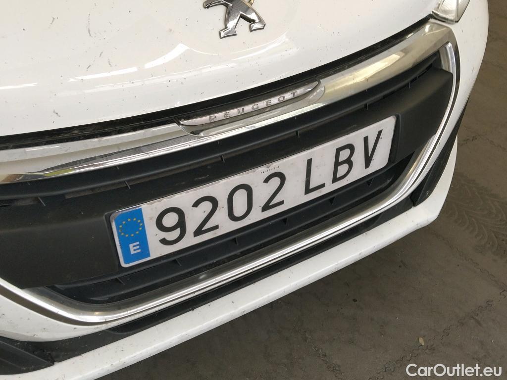  Peugeot  208 PEUGEOT  / 2019 / 5P / berlina con portón BlueHDi 73kW (100CV) Active #25