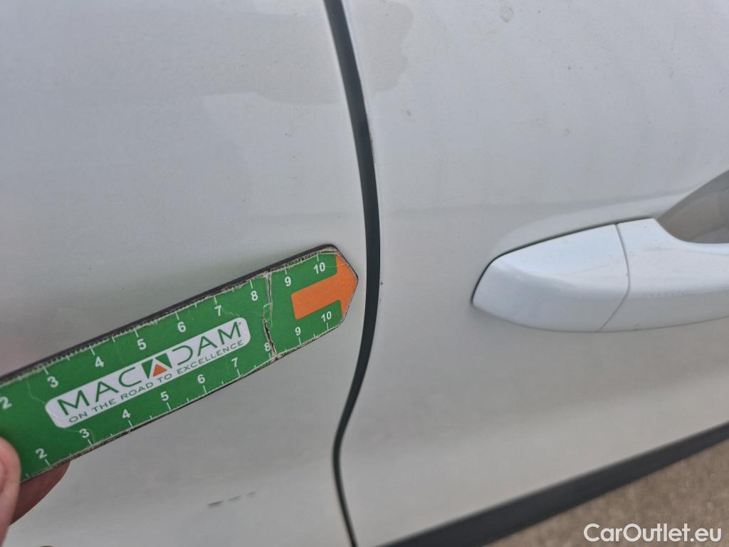 Renault  Captur RENAULT  / 2020 / 5P / todoterreno equilibre TCe 74 kW (100CV) GLP #18