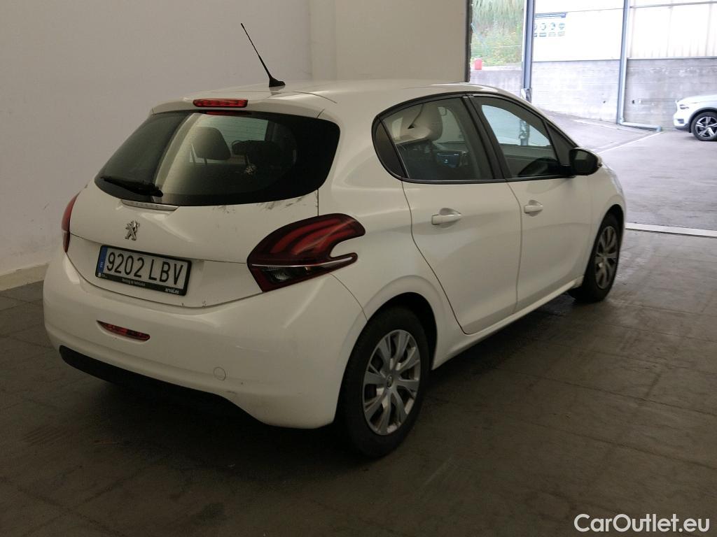  Peugeot  208 PEUGEOT  / 2019 / 5P / berlina con portón BlueHDi 73kW (100CV) Active #9