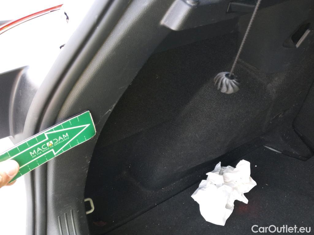  Volkswagen  Golf  VOLKSWAGEN / 5P / 2.0 TDI 115 CV #22