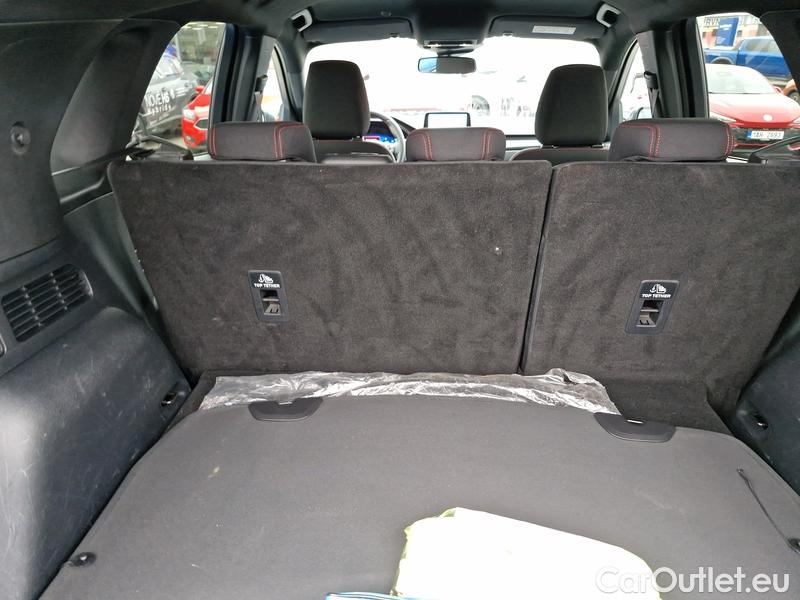  Ford  Kuga  (2019)  2.5DT HEV ST-Line AT 5d #25