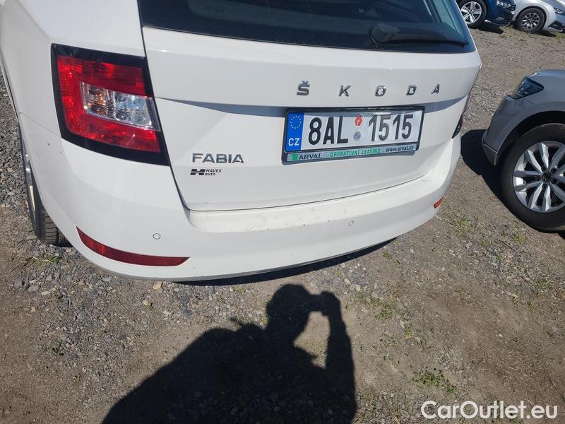  Skoda  Fabia  Combi (2015)  Com 1.0TSI 81 Ambition #13
