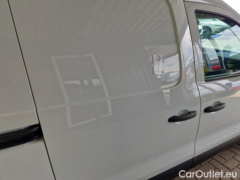  Renault  EXPRESS  (2021->)  1.3TCe 100 Cool #11