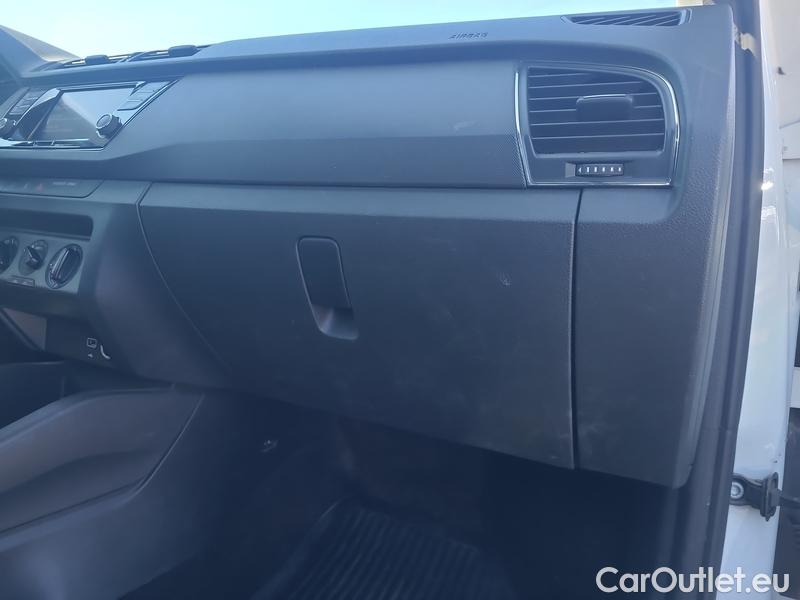  Skoda  Fabia  Combi (2015)  Com 1.0TSI 81 Ambition #26
