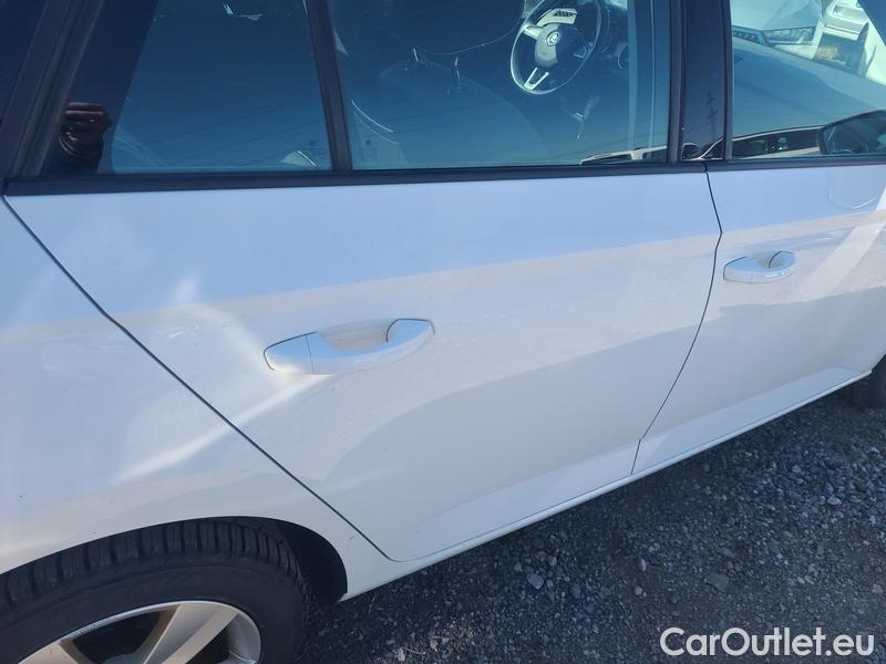  Skoda  Fabia  Combi (2015)  Com 1.0TSI 81 Ambition #19