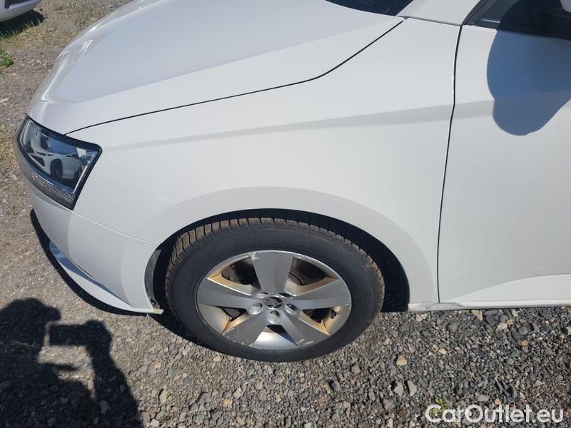  Skoda  Fabia  Combi (2015)  Com 1.0TSI 81 Ambition #5