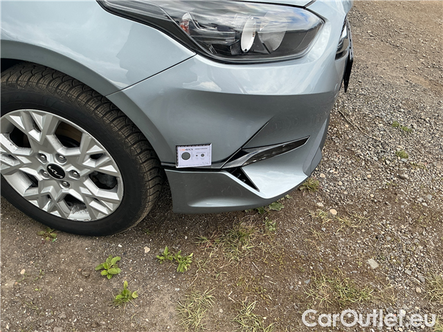  KIA  Cee'd Ceed SW 1.5 T-GDI 118 Spin AT #2