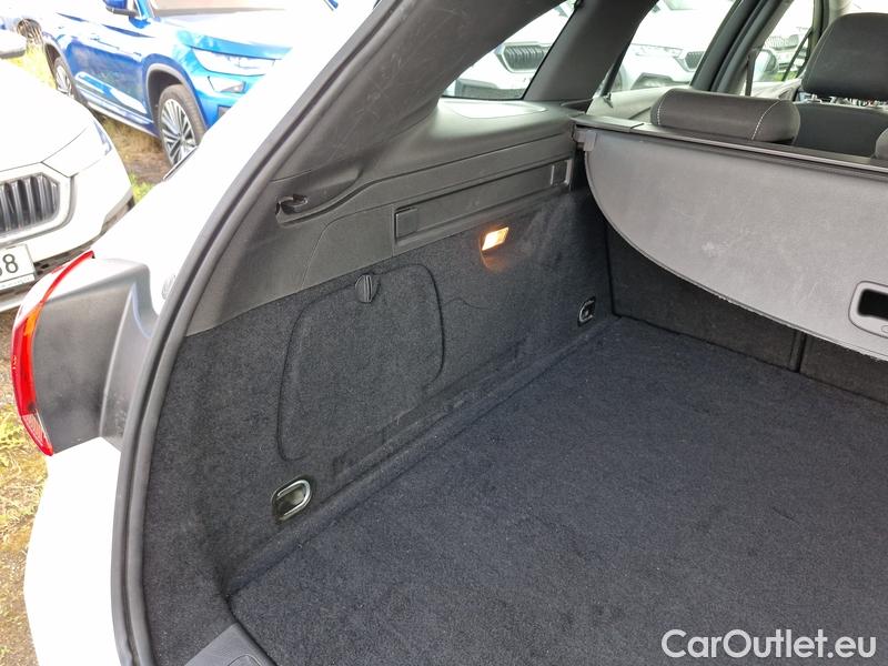  Opel  Astra  K Sports Tourer (2015) ST 1.5CDTi 77 Edition 5d #22