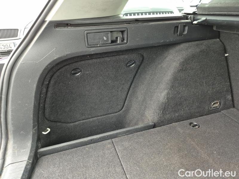  Volkswagen  Golf  VII Variant  (BV5)(2017->) Var 1.5TSI EVO 110 HL #23