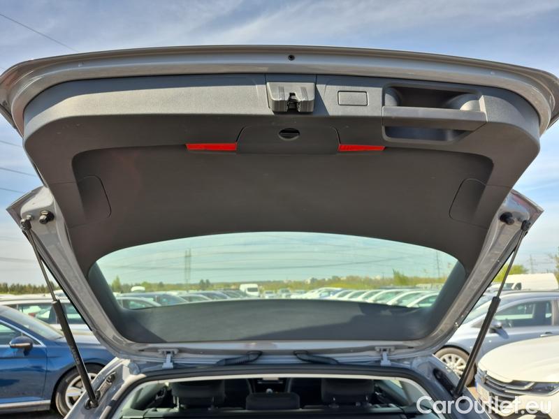  Volkswagen  Passat  Variant (CB5) (2019) Pas.Var.2.0 TDI 110 Business #11