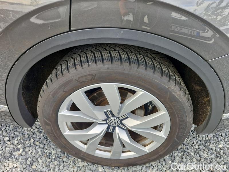  Volkswagen  Touareg  (CR7)(2018->)  3.0TDI Atmosph.4M AT #9