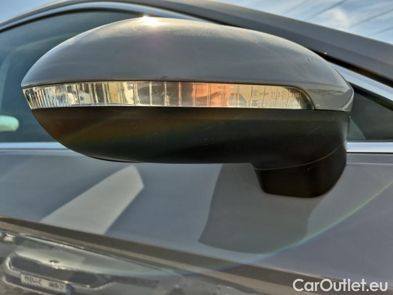  Volkswagen  Passat  Variant (CB5) (2019) Pas.Var.2.0 TDI 110 Business #17