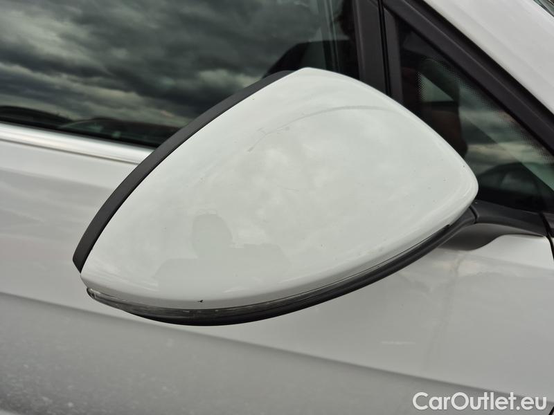  Volkswagen  Golf  VII Variant  (BV5)(2017->) Var 1.5TSI EVO 110 HL #8