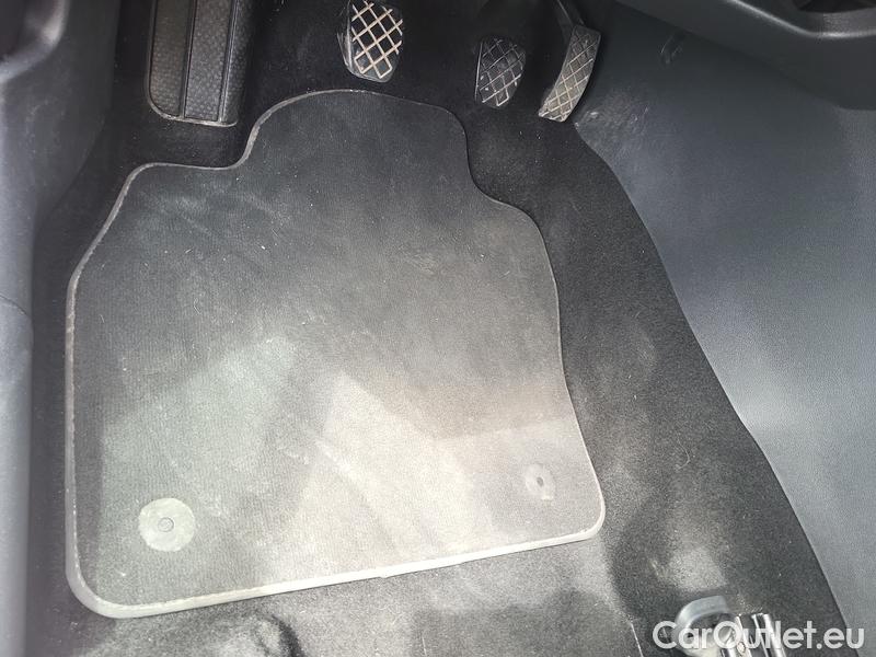 Volkswagen  Taigo  (2021)  1.0 TSI 70 Life #6