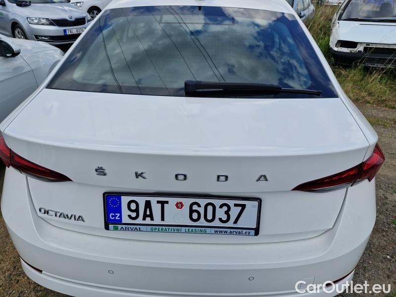  Skoda  Octavia  Lim. (NX3)(2020)  1.5TSI 110 Ambition 5d #13
