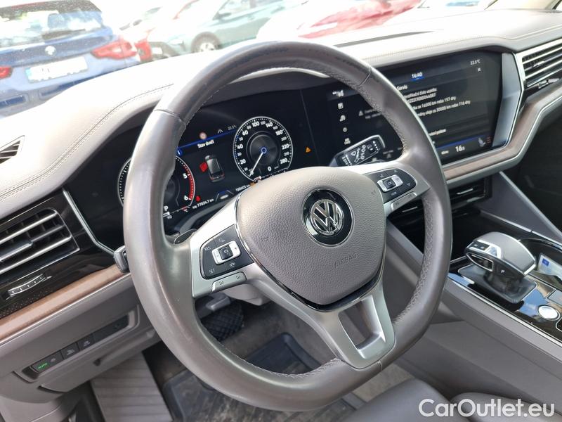  Volkswagen  Touareg  (CR7)(2018->)  3.0TDI Atmosph.4M AT #6