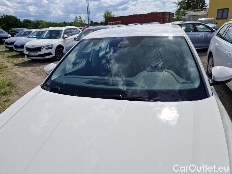  Skoda  Octavia  Lim. (NX3)(2020)  1.5TSI 110 Ambition 5d #1