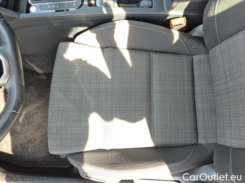 Volkswagen  Passat  Variant (CB5) (2019) Pas.Var.2.0 TDI 110 Business #8