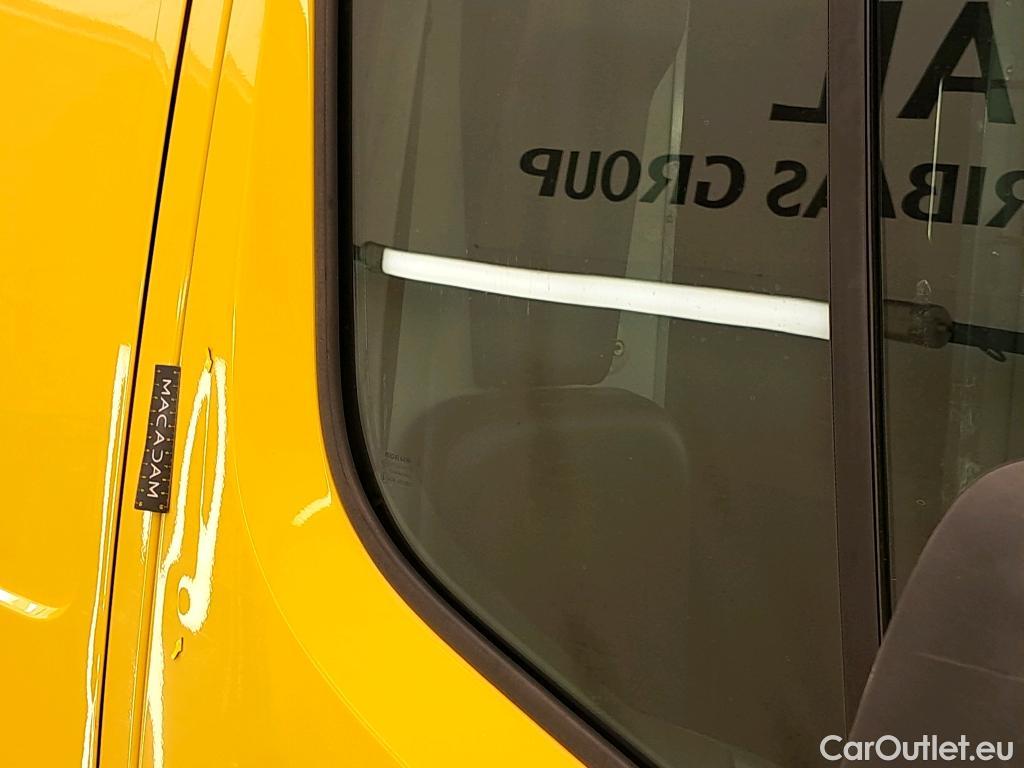  Renault  Master RENAULT  / 2019 / 4P / Fourgon tôlé FG Z.E.Tr CF F3100 L3H2 R75 AI - 19 #23