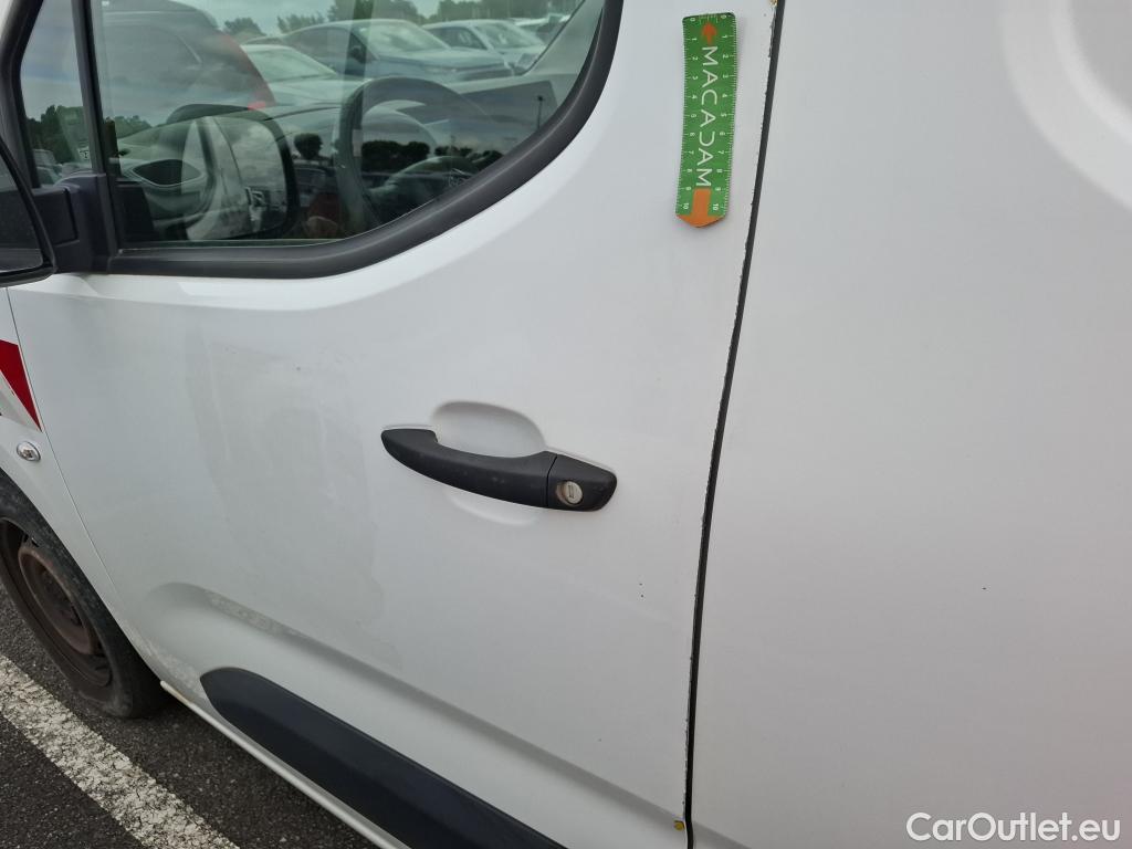  Citroen  Berlingo  Fourgon Club M 650 1.5 BlueHDi 100CV BVM5 E6dT #35