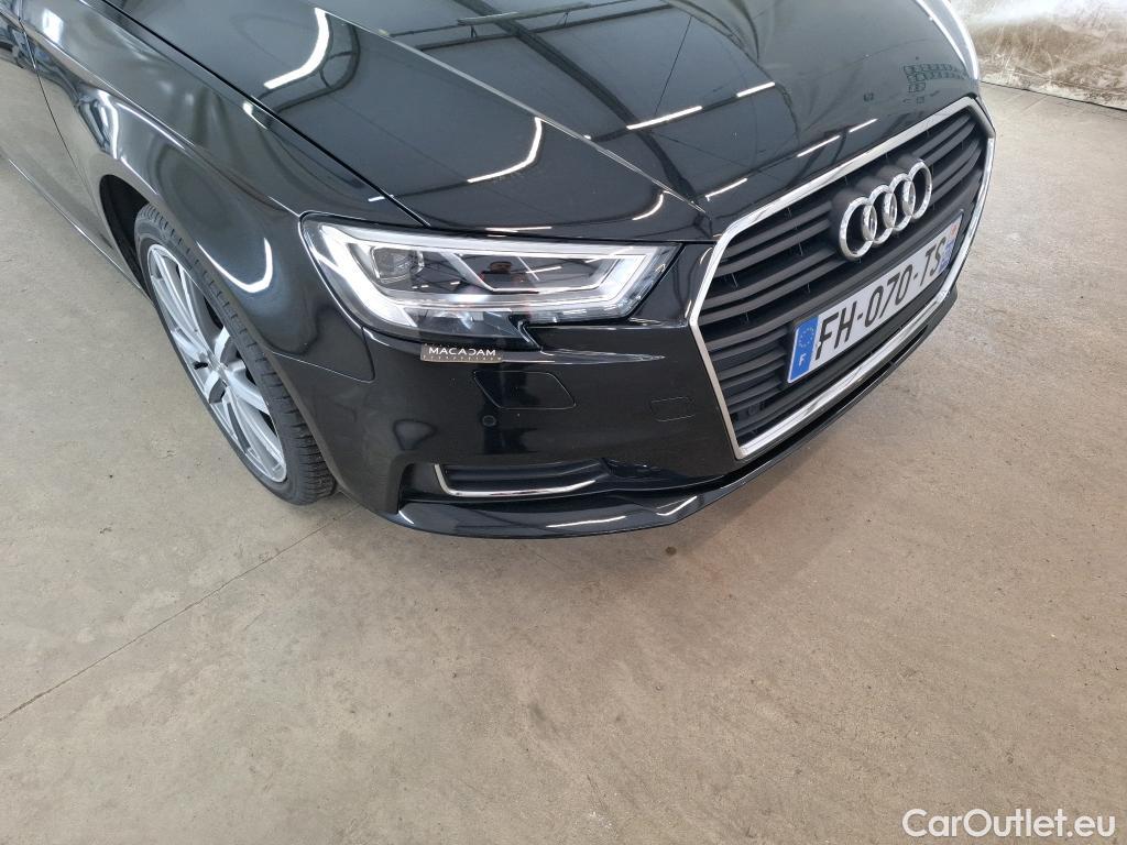  Audi  A3  Sportback 30 TDI Design Luxe 1.6 TDI 115CV BVA7 E6dT #4