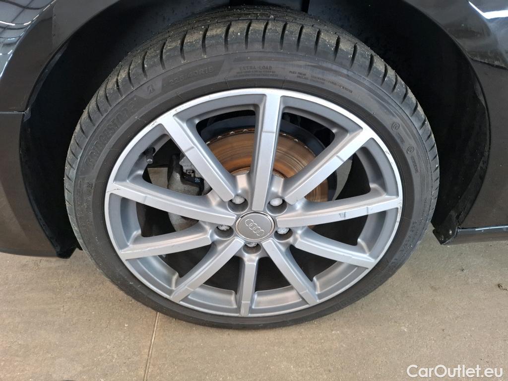  Audi  A3  Sportback 30 TDI Design Luxe 1.6 TDI 115CV BVA7 E6dT #10