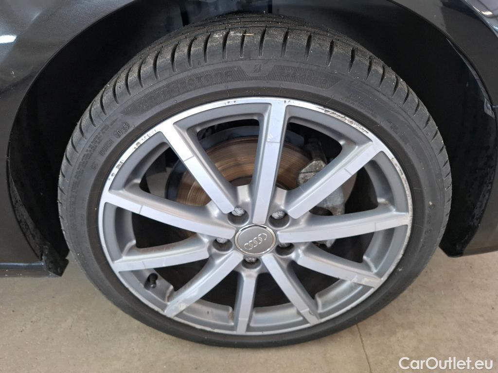  Audi  A3  Sportback 30 TDI Design Luxe 1.6 TDI 115CV BVA7 E6dT #35