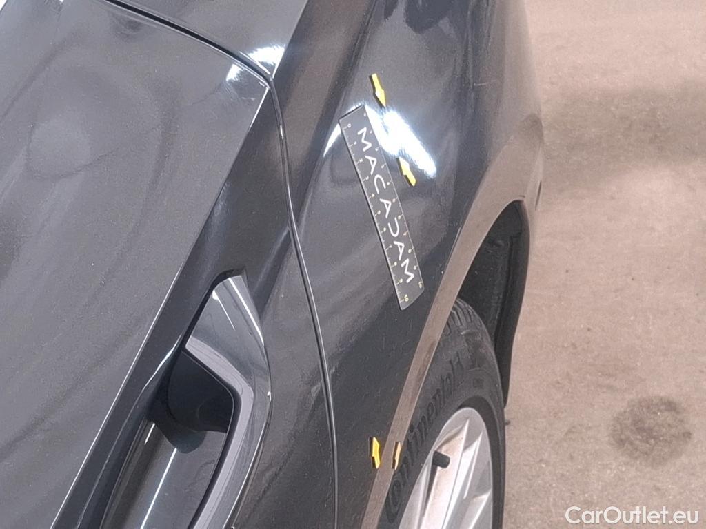  Audi  A3  Sportback 35 TDI Design Luxe 2.0 TDI 150CV BVA7 E6d #45