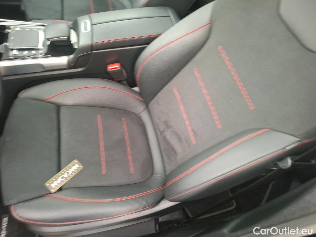  Mercedes  GLB MERCEDES-BENZ  / 2023 / 5P / SUV  200 d AMG Line #19