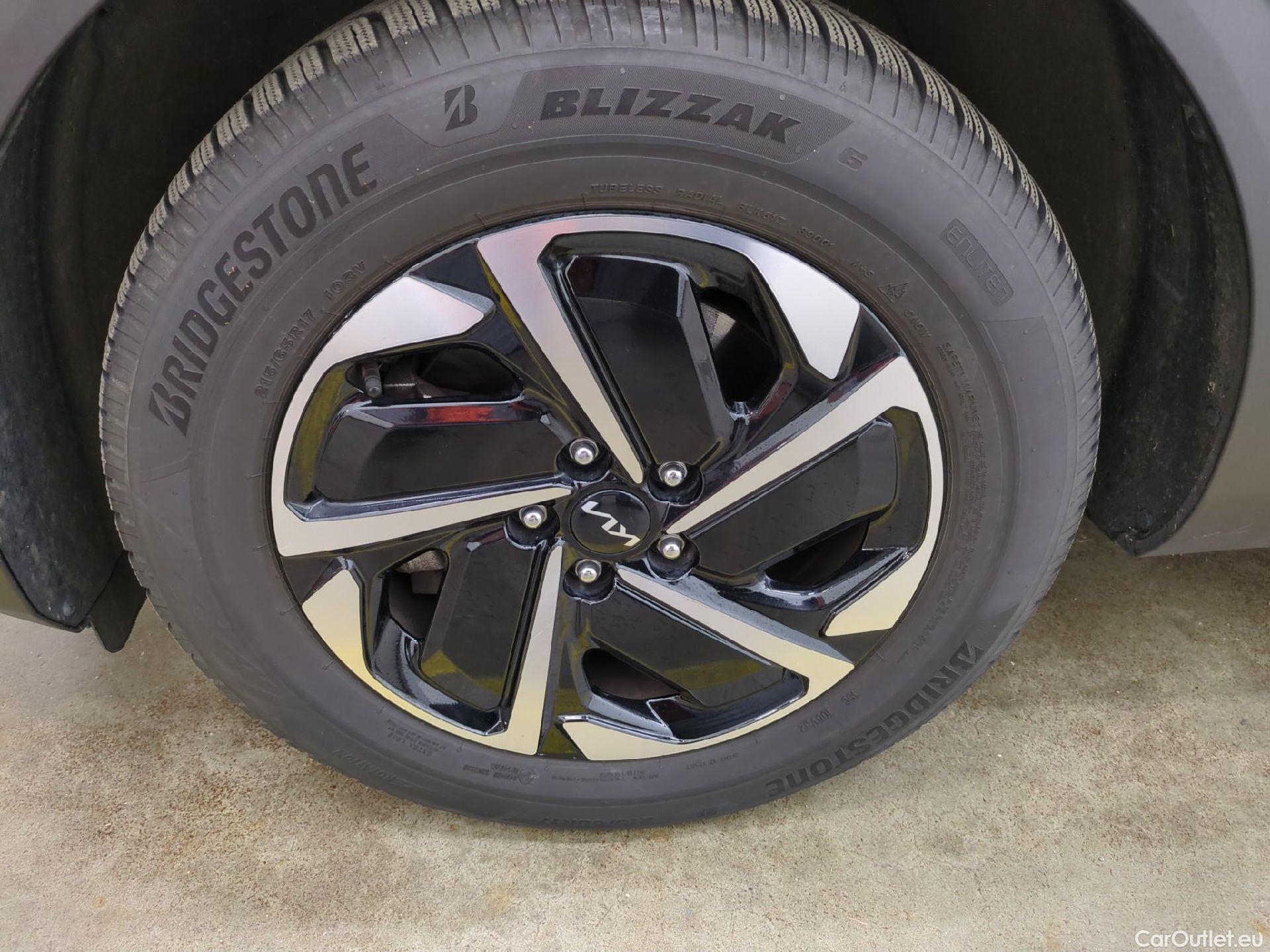  KIA  Sportage  Active Hybrid 1.6 T-GDi 230CV BVA6 E6d #1