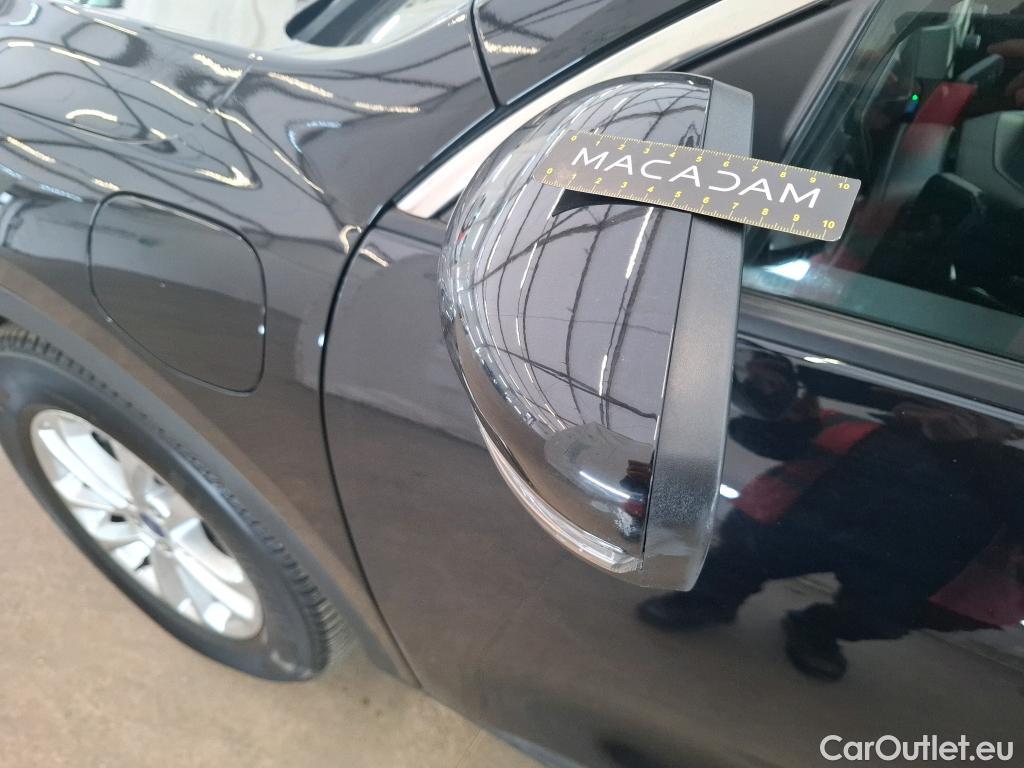  Ford  Kuga FORD  / 2019 / 5P / SUV 2.5 Dur 225 hybrid PHEV Pshift Titanium #47