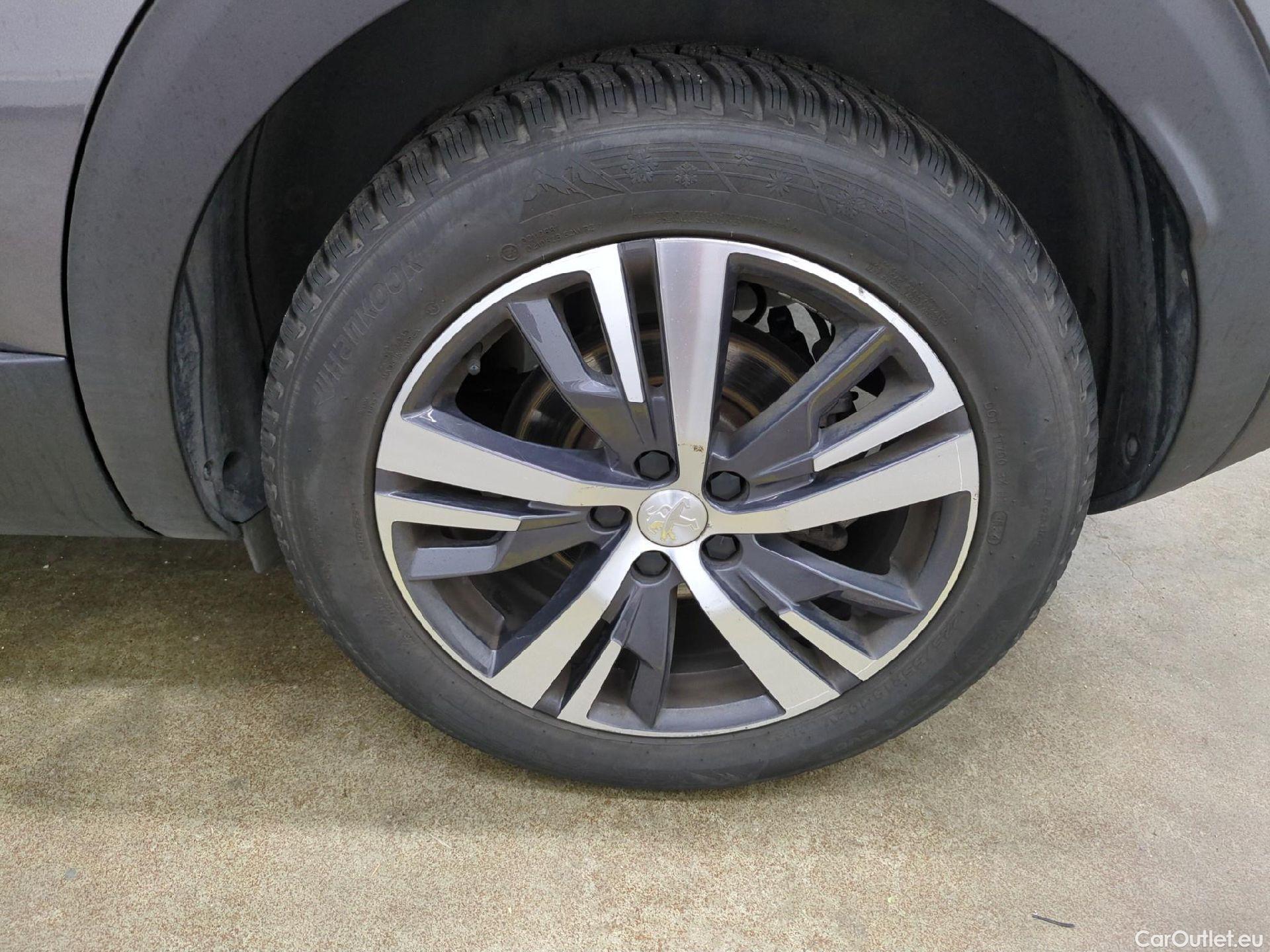  Peugeot  3008  Allure 1.5 HDi 130CV BVA8 E6d #10