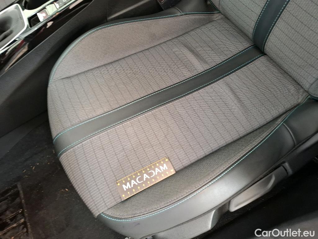  Peugeot  208  Allure Business 1.2 PureTech 100CV BVM6 E6d #31