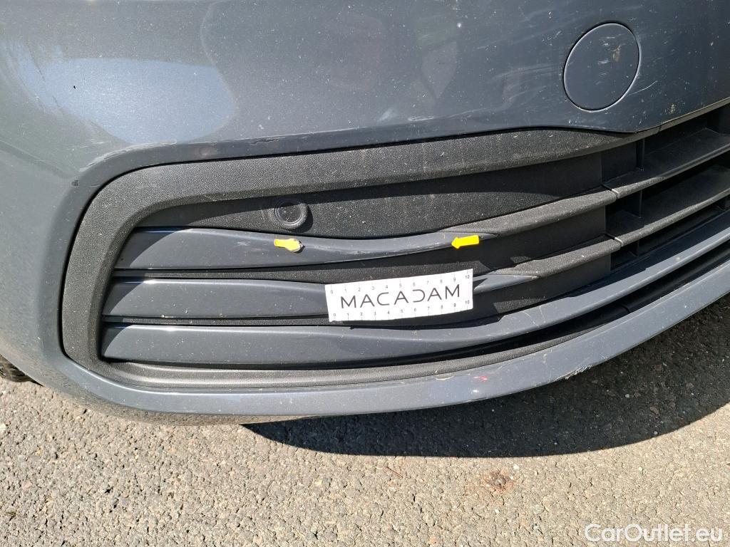  Volkswagen  Golf  VOLKSWAGEN / 2020 / 5P / Berline 2.0 TDI SCR 115 DSG7 Life Busi (Ex 385T) #37