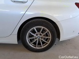  Bmw  Serie 3 BMW  / 2018 / 4P / BERLINA 318D 48V BUSINESS ADVANTAGE AUTO #89
