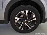  Peugeot  2008 PEUGEOT  / 2019 / 5P / CROSSOVER BLUEHDI 130 EAT8 ALLURE S/S AUT. #17