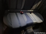  Peugeot  2008 PEUGEOT  / 2019 / 5P / CROSSOVER BLUEHDI 130 EAT8 ALLURE S/S AUT. #16