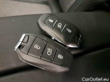  Peugeot  5008 PEUGEOT  / 2020 / 5P / SUV BLUEHDI 130 ALLURE PACK EAT8 S/S AUT. #81