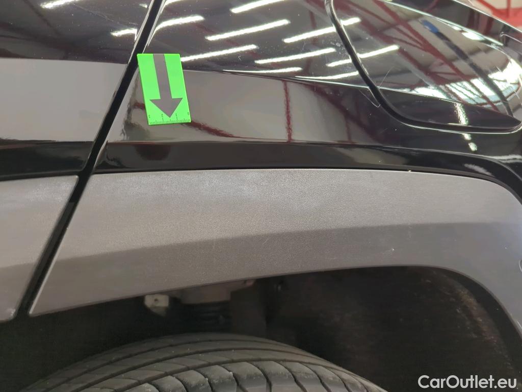  Hyundai  Coupe 1.6T-GDi 230CP Hybrid Premium 6AT 4WD #27
