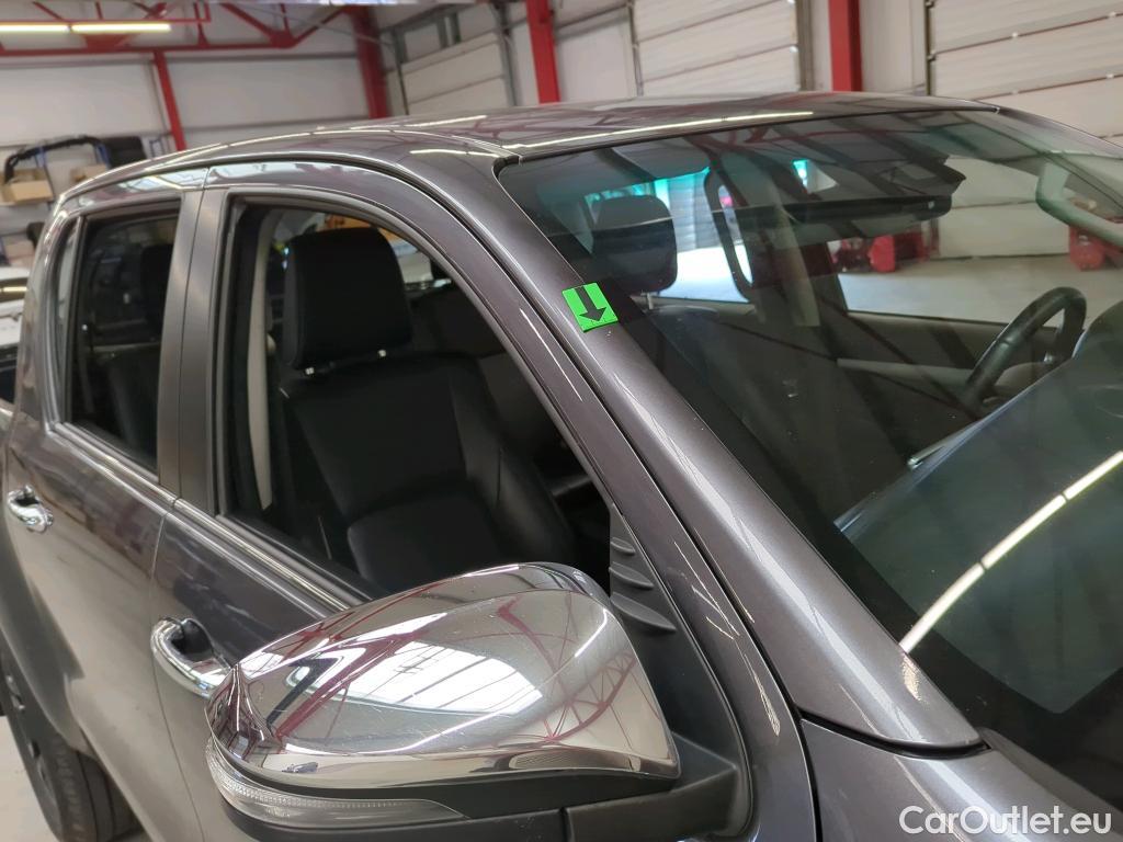  Toyota  Hilux 2.8 D-4D Executive Auto 4x4 Double Cab #29
