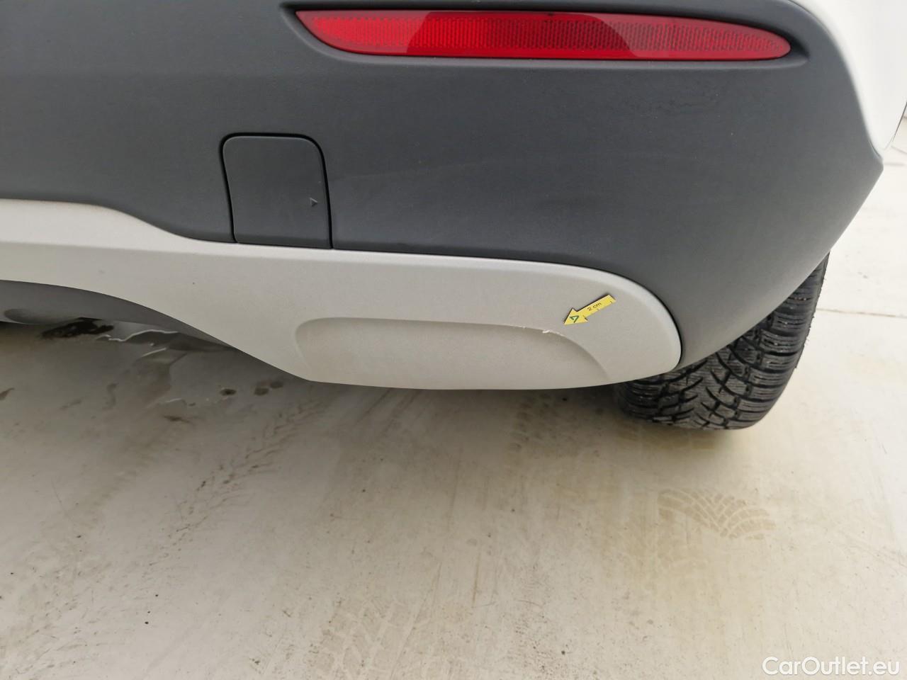  Mercedes  GLA  250 e #29
