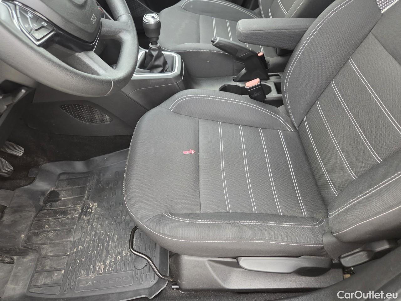  Dacia  Sandero 1.0 TCe 90CP Comfort #52
